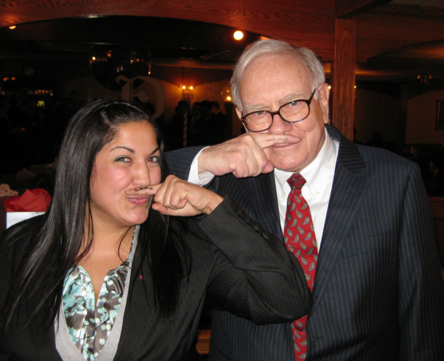 Warren Buffett with Fisher College of Business Student _ Flickr - Photo Sharing!_2015-09-08_08-27-06